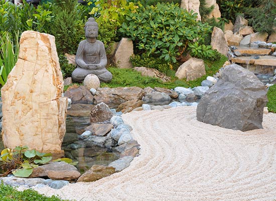 Cette image représente un jardin zen.